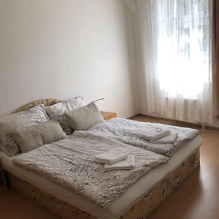 Tri Prsteny Апартаменты *